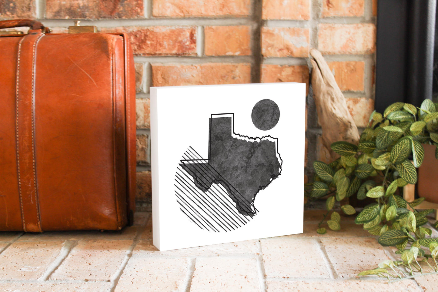 Black And White Geometric On White Texas | Wood Block | Eaches | Min 2