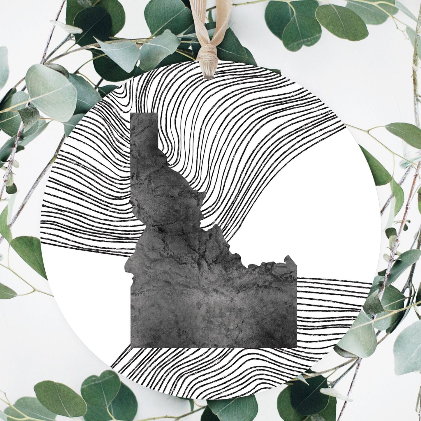 Minimalist B&W Idaho State With Fluid Lines | Wood Ornament | Eaches | Min 1