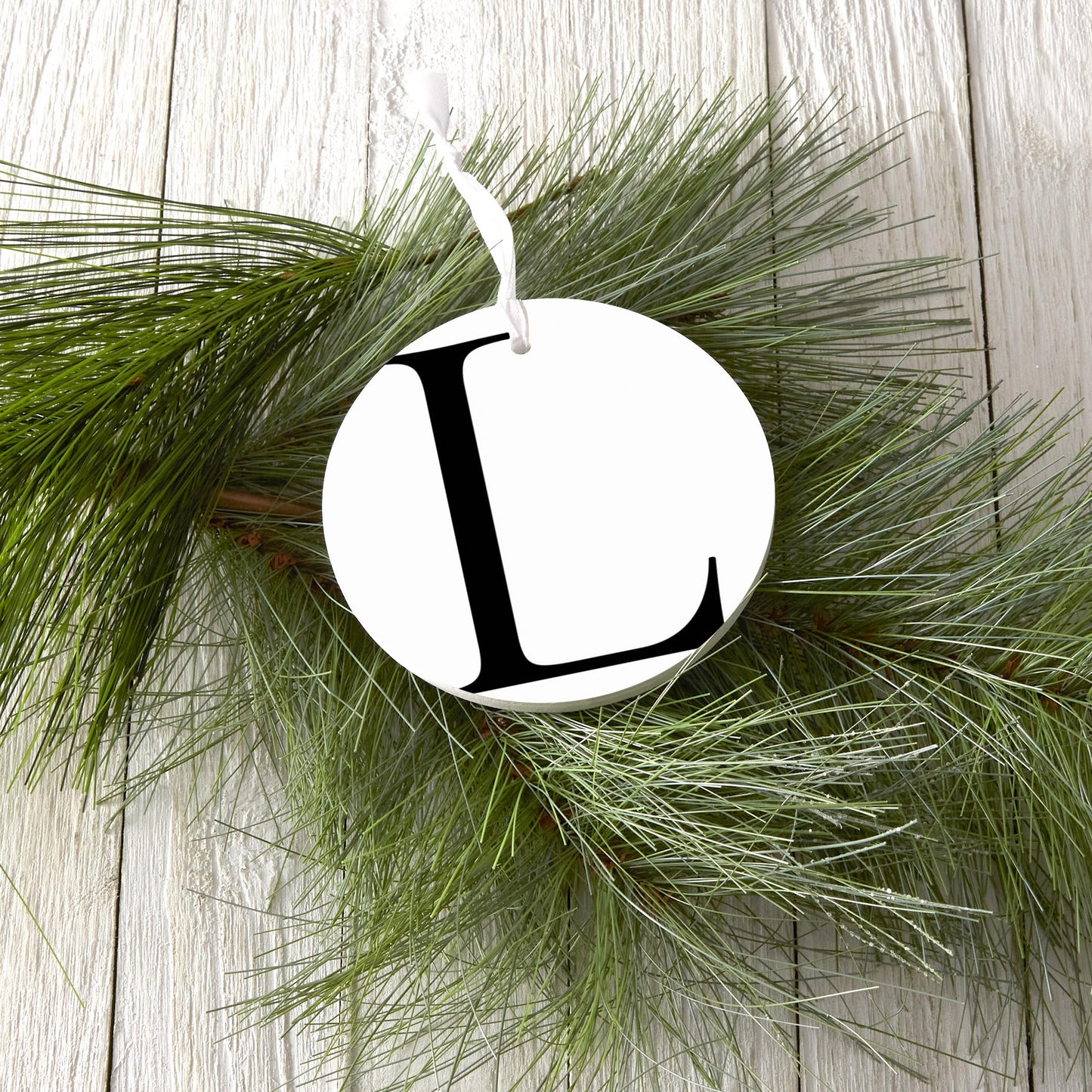 Minimalist Monogram L Circle| Wood Ornament | Eaches | Min 6