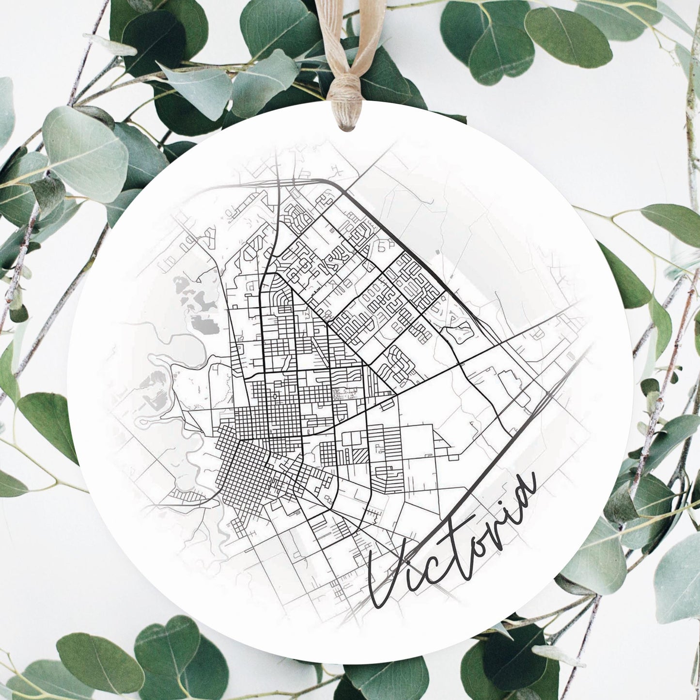 Minimalistic B&W Texas Victoria Circle Map | Wood Ornament | Eaches | Min 1