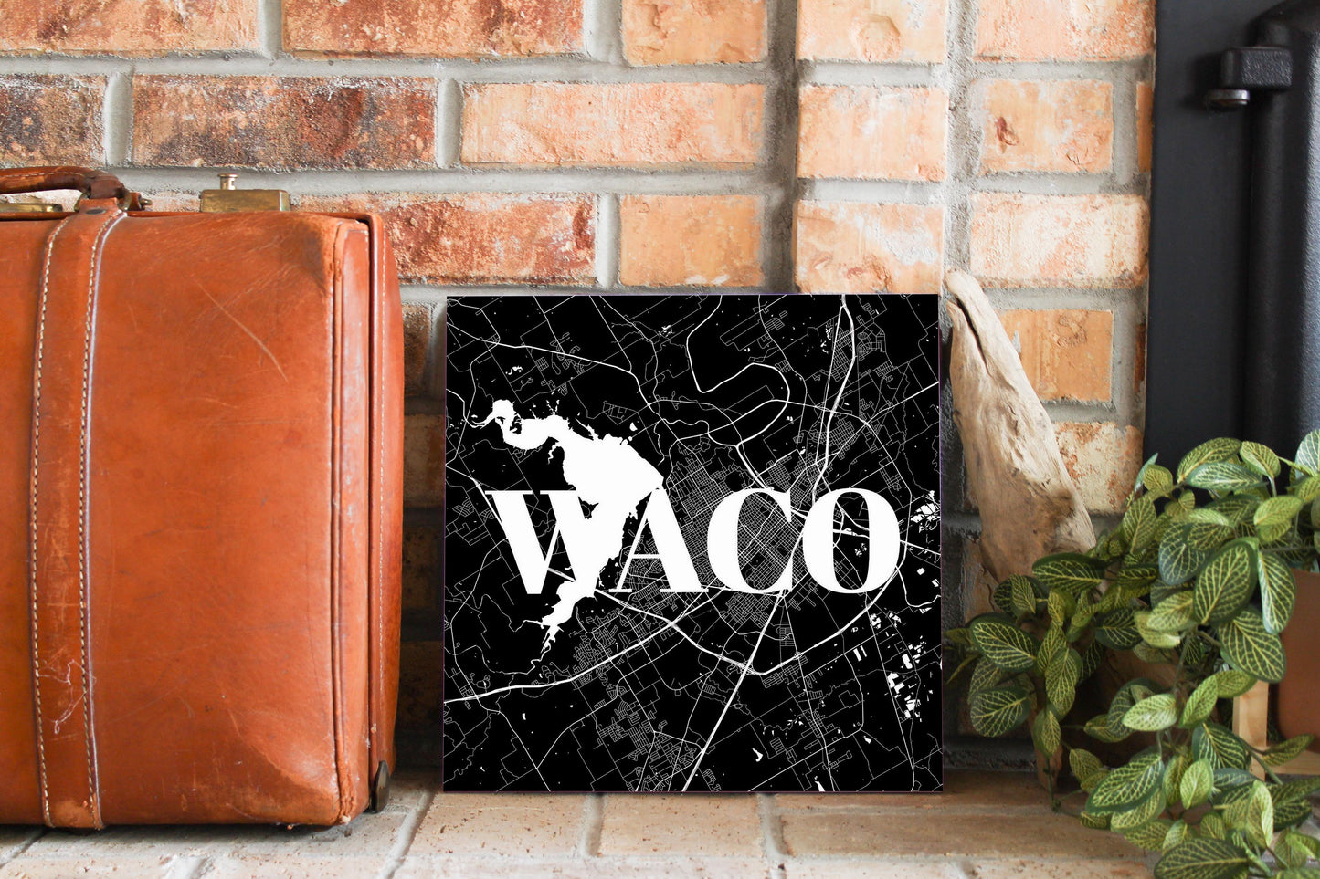 Minimalistic B&W Texas Waco Map | Wood Sign | Eaches | Min 2