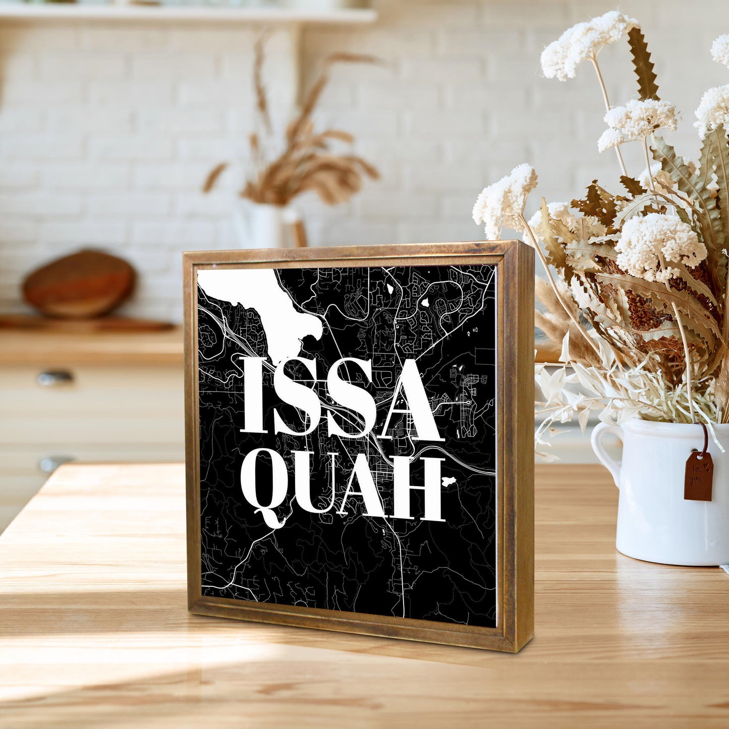 Minimalistic B&W Washington Issaquah Map | Wood Sign | Eaches | Min 1