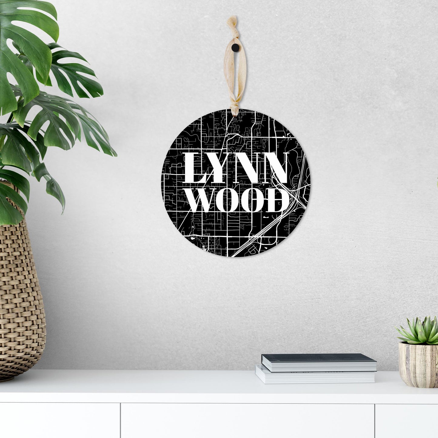 Minimalistic B&W Washington Lynnwood Map | Wood Ornament | Eaches | Min 1