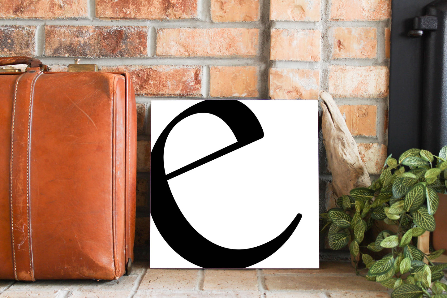 Minimal Monogram E | Wood Sign | Eaches | Min 2