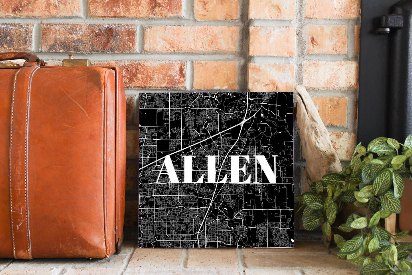 Minimalistic B&W Texas Allen Map | Wood Sign | Eaches | Min 2