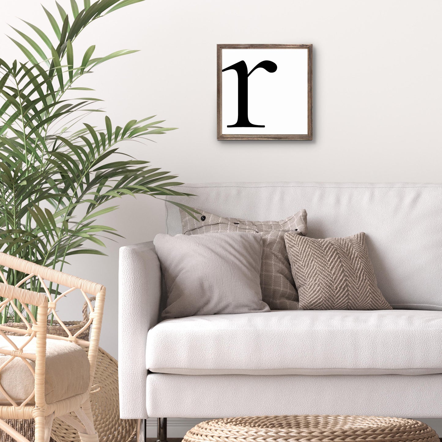 Minimalist Monogram R | Wood Sign | Eaches | Min 1