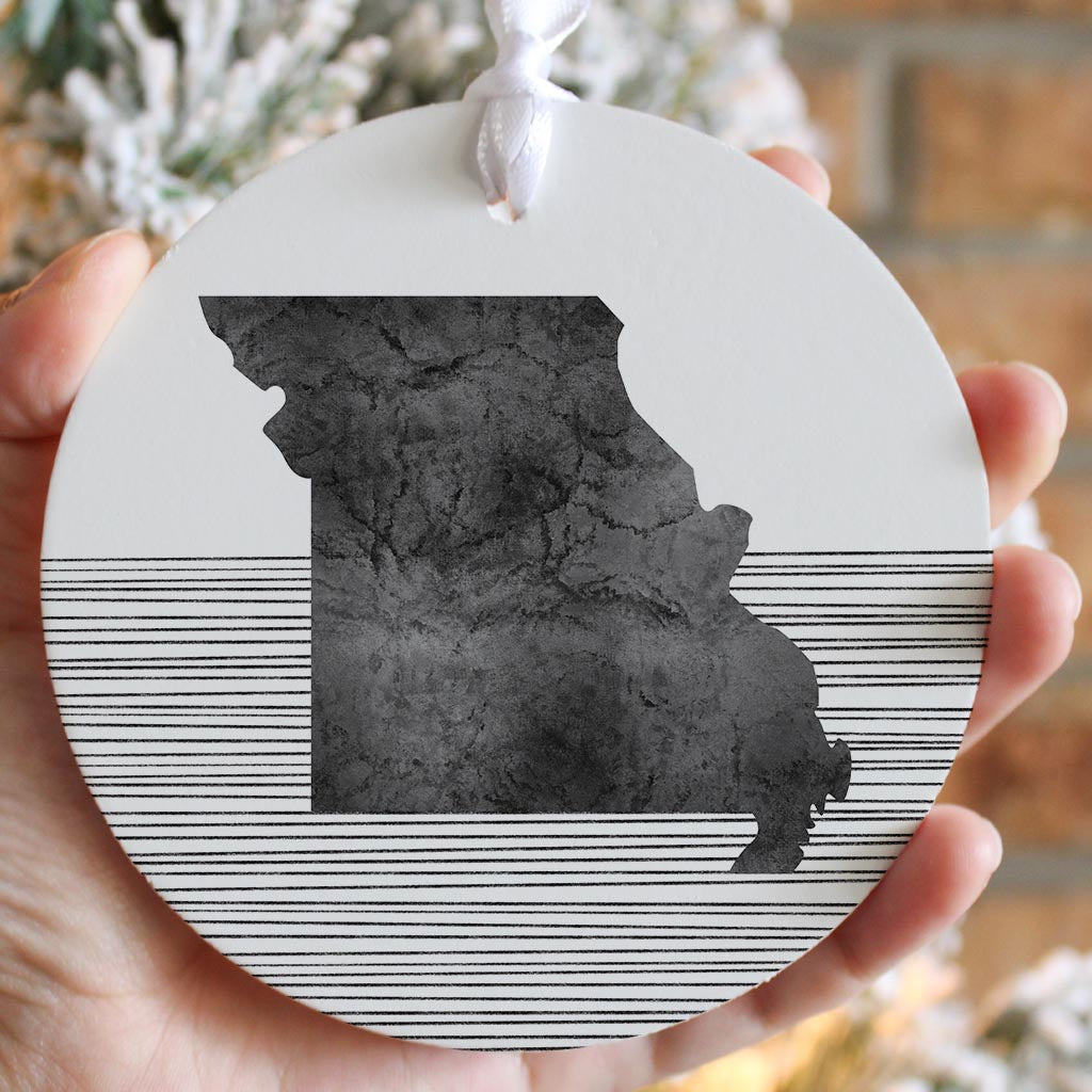 Minimalist B&W Missouri State With Straight Lines| Wood Ornament | Eaches | Min 6