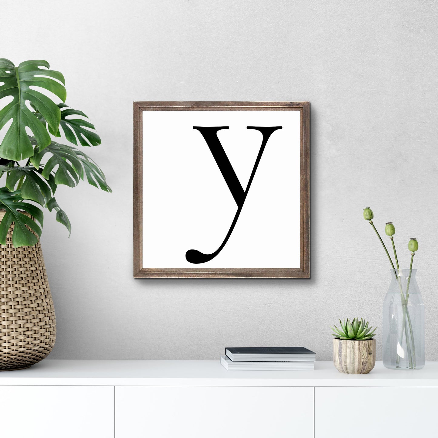 Minimalist Monogram Y | Wood Sign | Eaches | Min 1