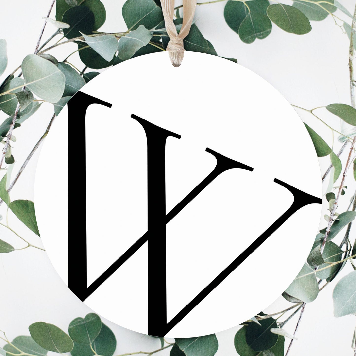 Minimalist Monogram W | Wood Ornament | Eaches | Min 1