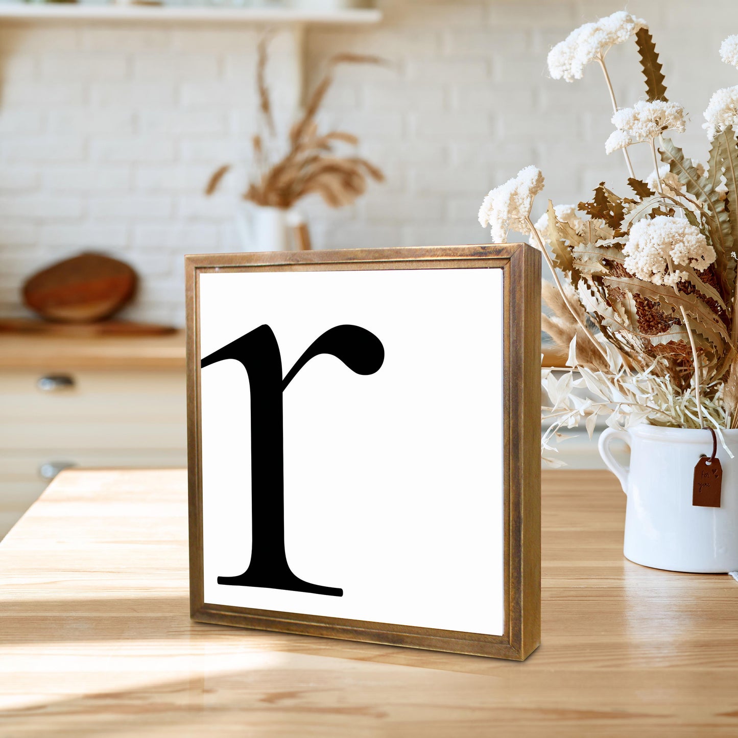 Minimalist Monogram R | Wood Sign | Eaches | Min 1