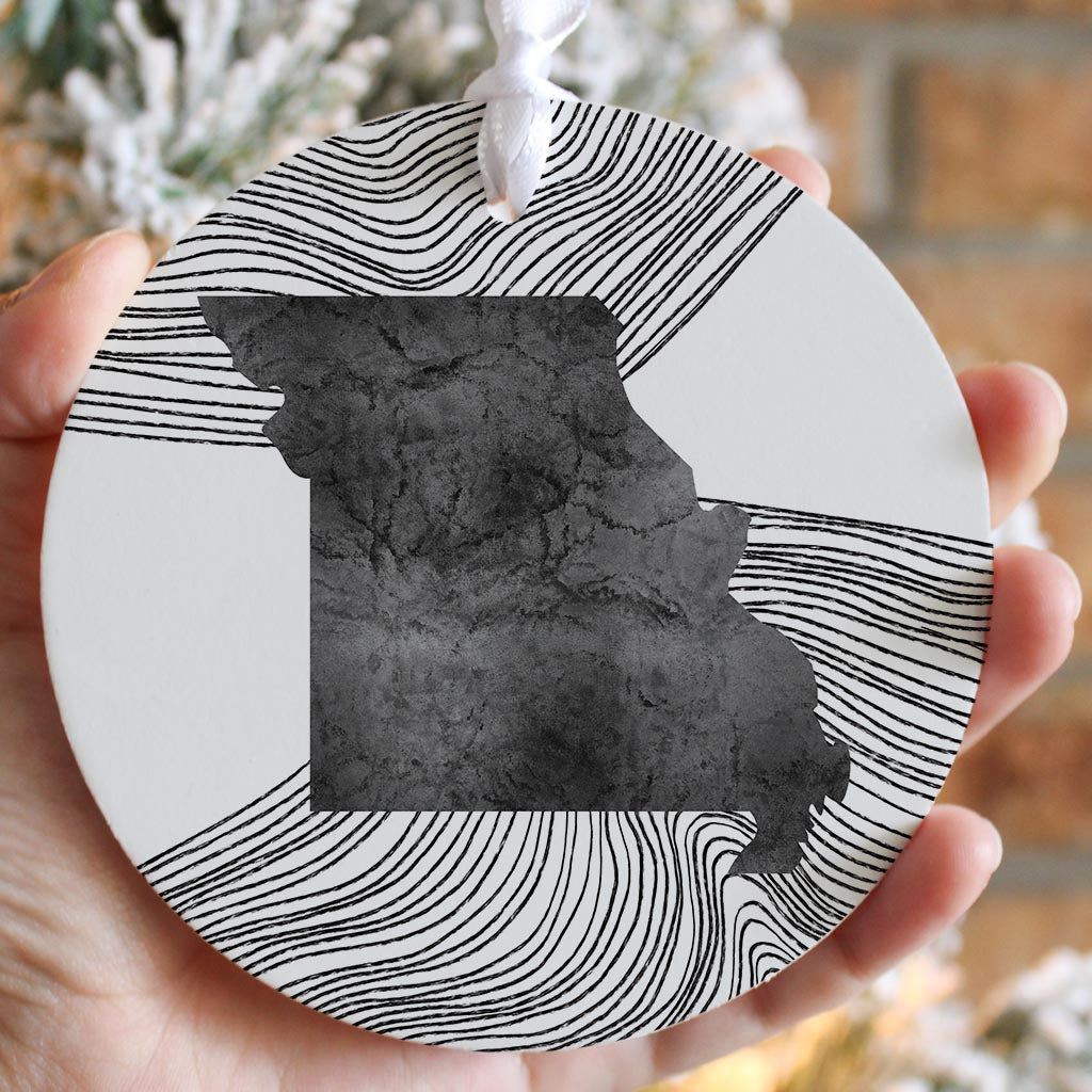 Minimalist B&W Missouri State With Fluid Lines| Wood Ornament | Eaches | Min 6