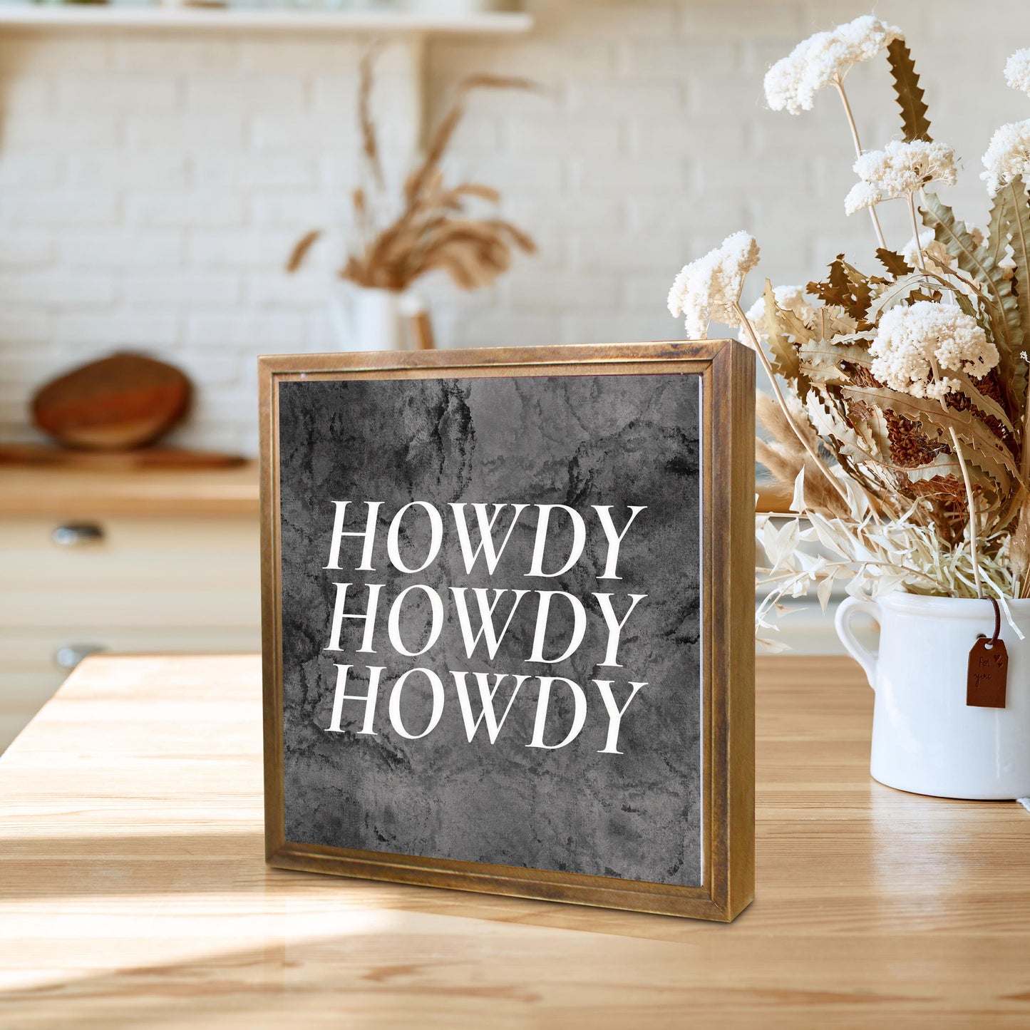 Minimalistic B&W Texas Textured Howdy | Wood Sign | Eaches | Min 1