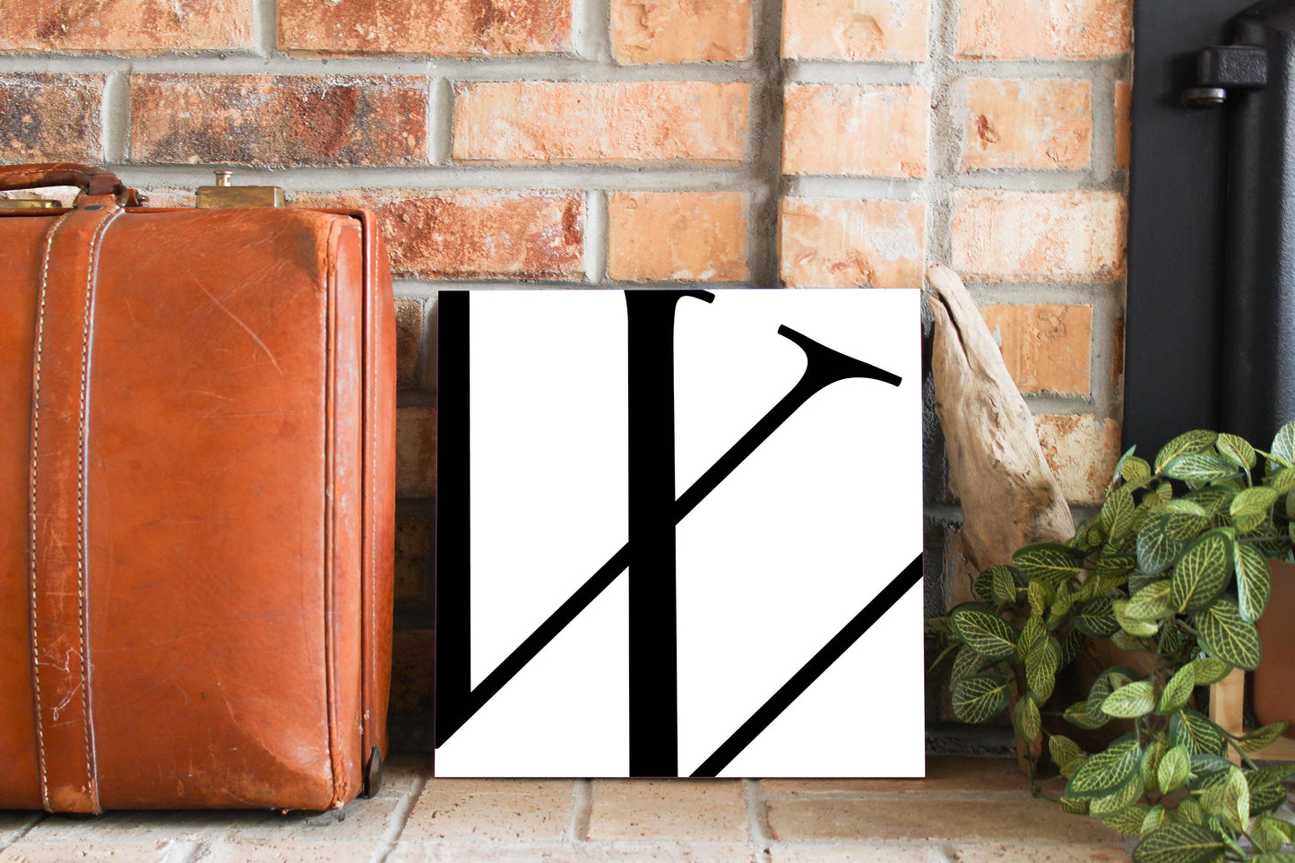 Minimal Monogram W | Wood Sign | Eaches | Min 2