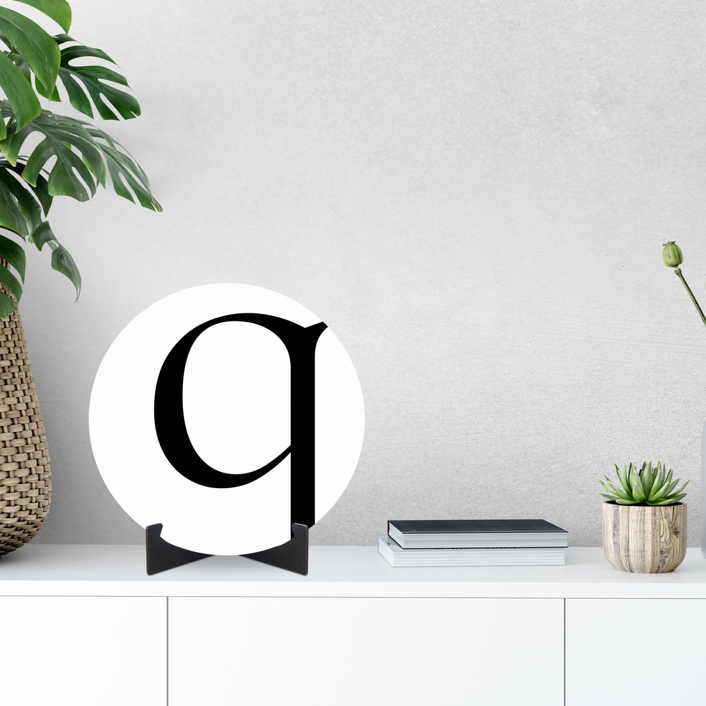 Minimalist Monogram Q | Wood Sign | Eaches | Min 1