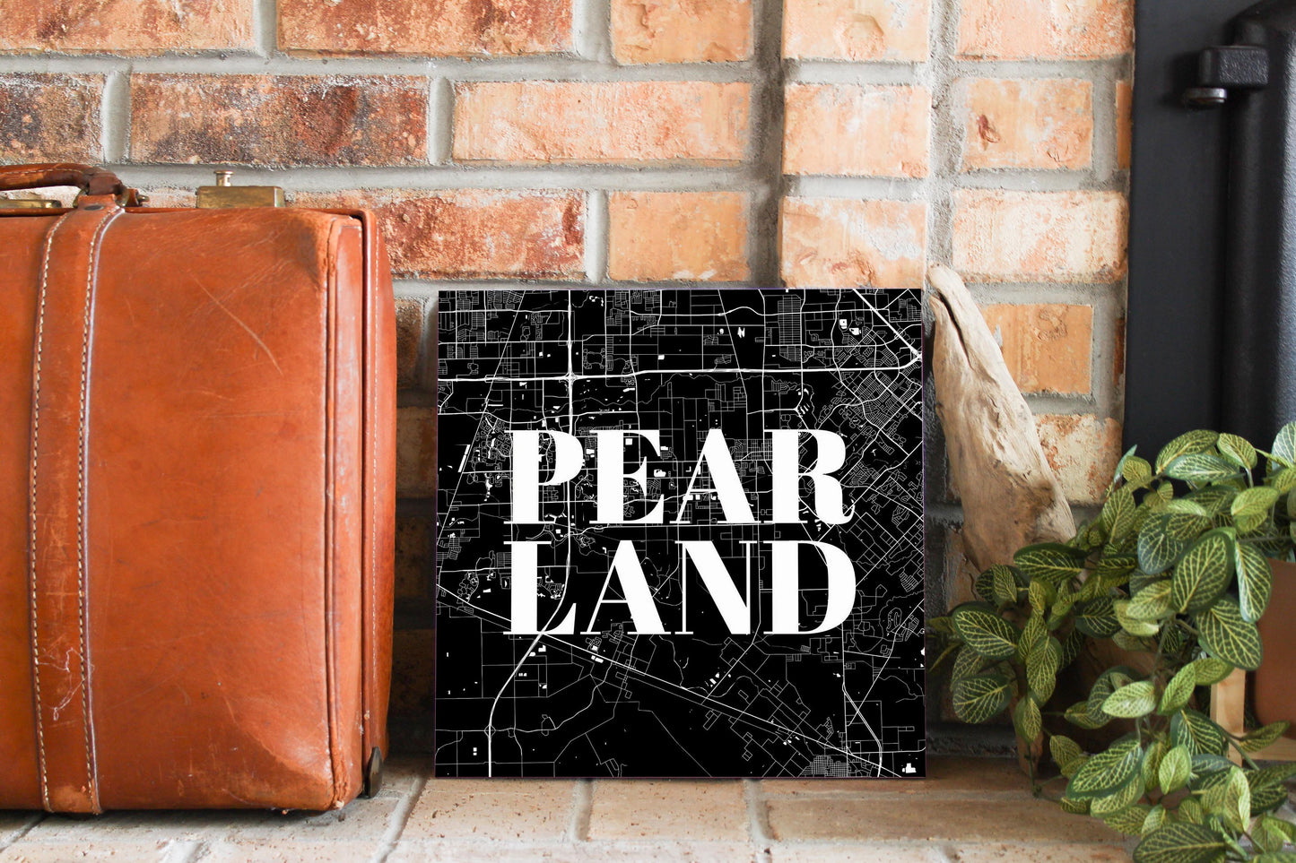 Minimalistic B&W Texas Pearland City Map | Wood Sign | Eaches | Min 2