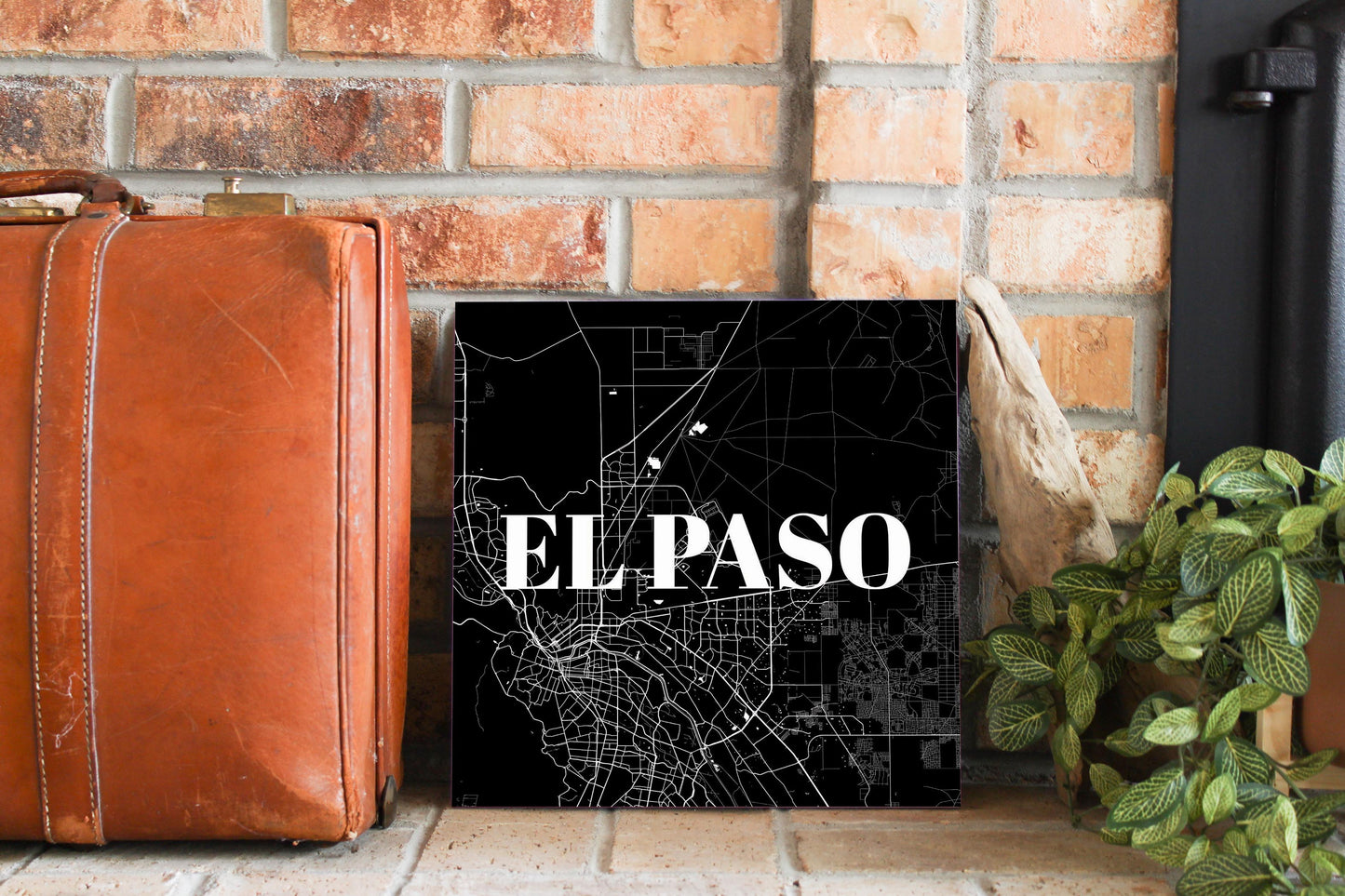 Minimalistic B&W Texas El Paso Map | Wood Sign | Eaches | Min 2