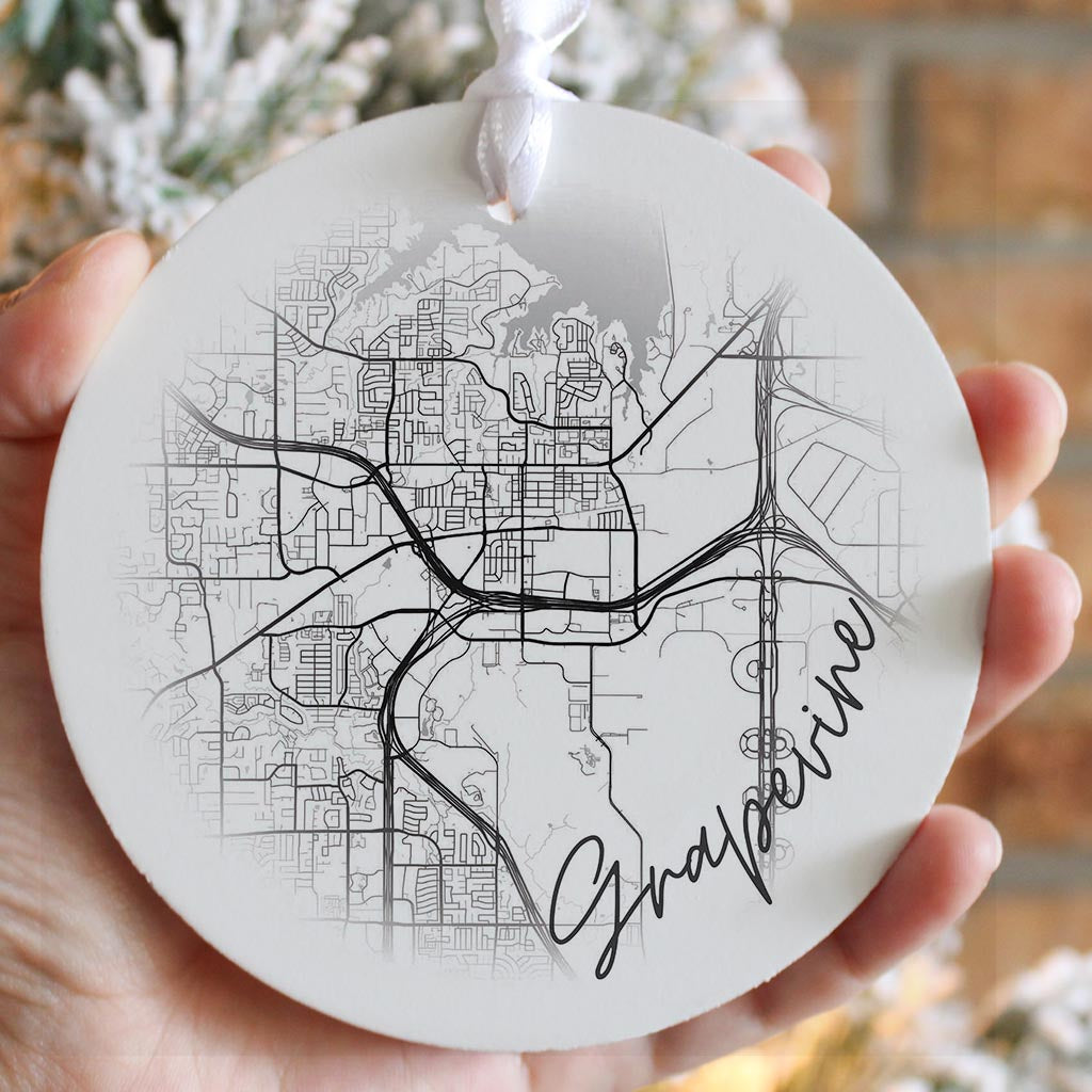 Minimalistic B&W Texas Grapevine Circle Map | Wood Ornament | Eaches | Min 6