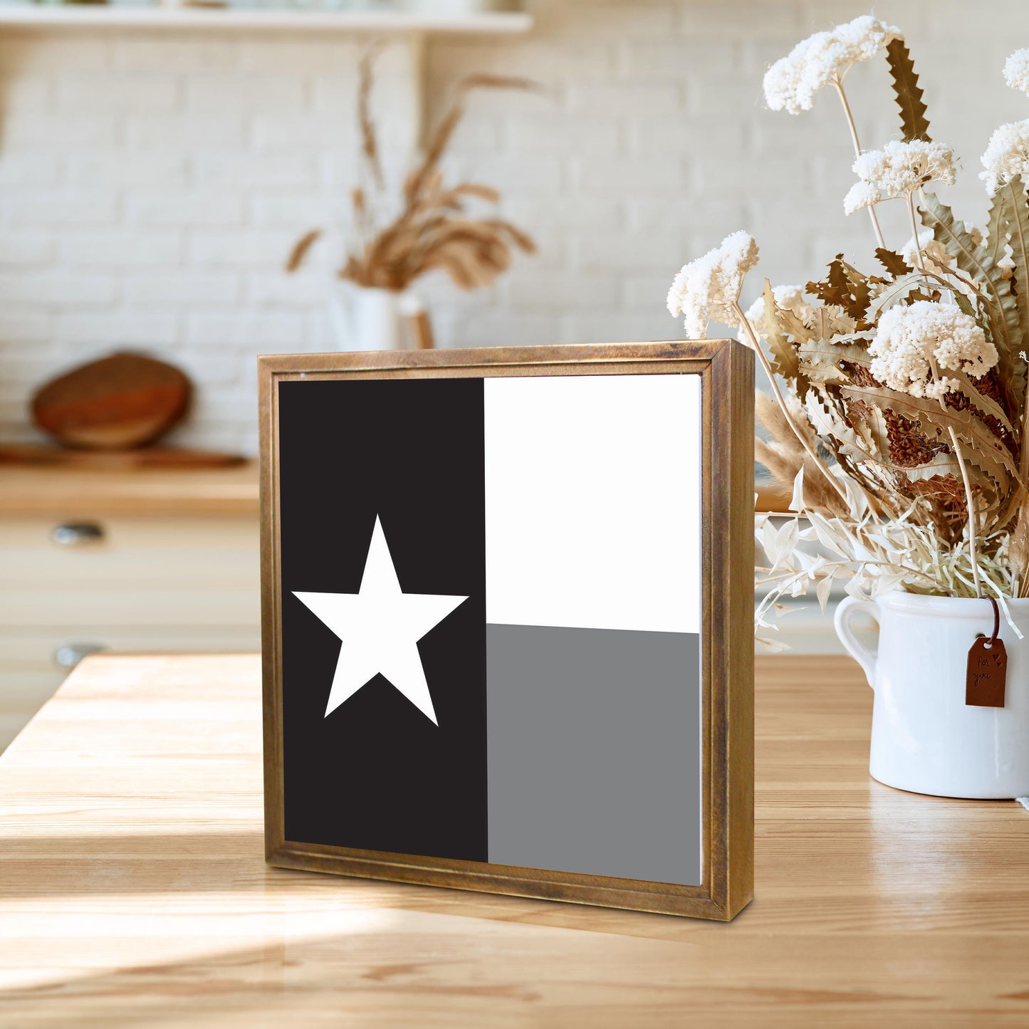 Minimalistic B&W Texas State Flag | Wood Sign | Eaches | Min 1