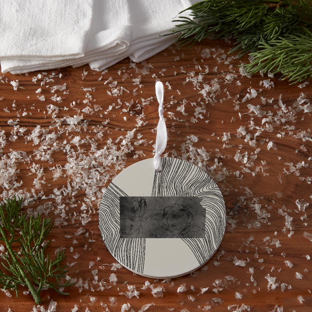 Minimalist B&W Kansas State With Fluid Lines | Wood Ornament | Eaches | Min 6