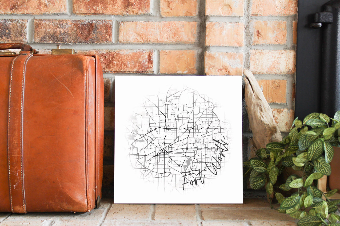 Minimalistic B&W Texas Fort Worth Circle Map | Wood Sign | Eaches | Min 2