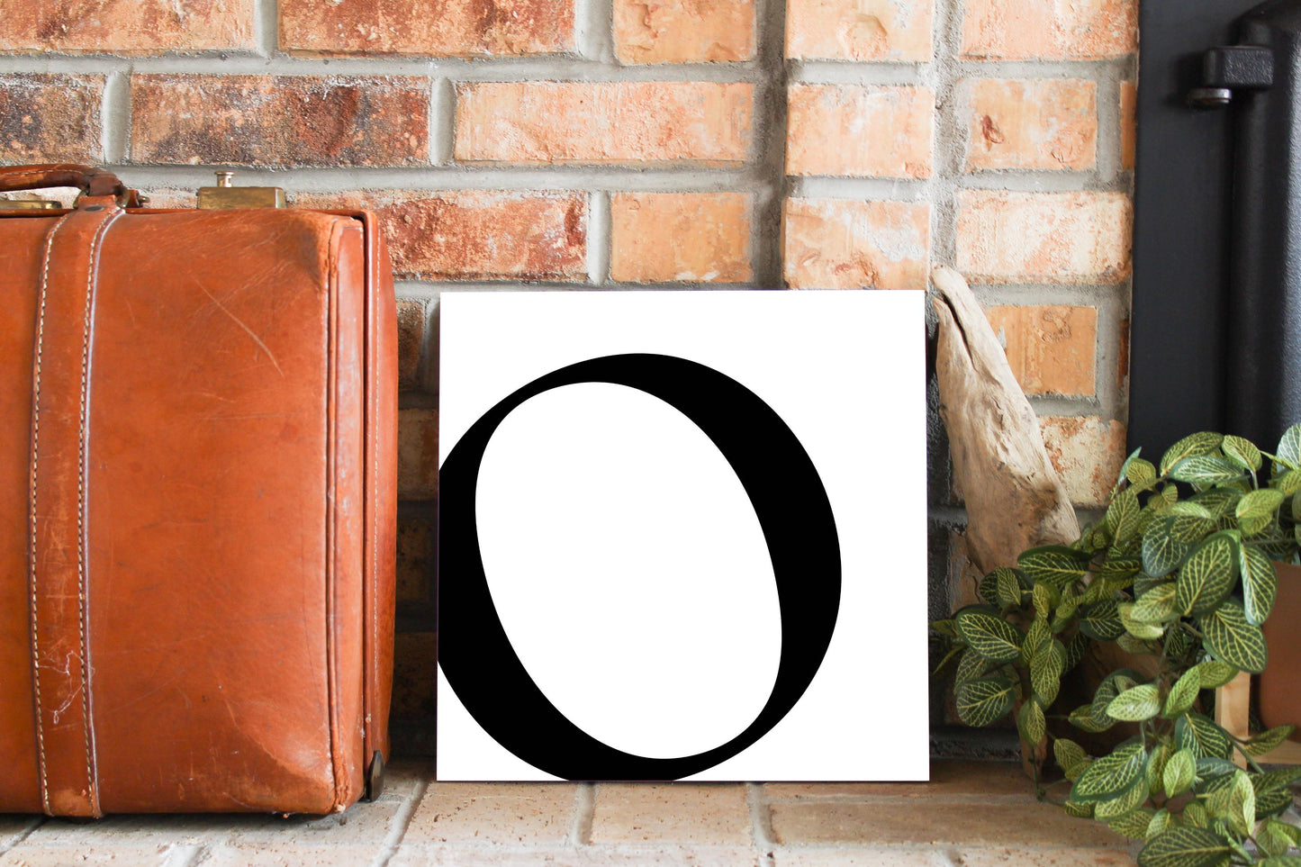 Minimal Monogram O | Wood Sign | Eaches | Min 2