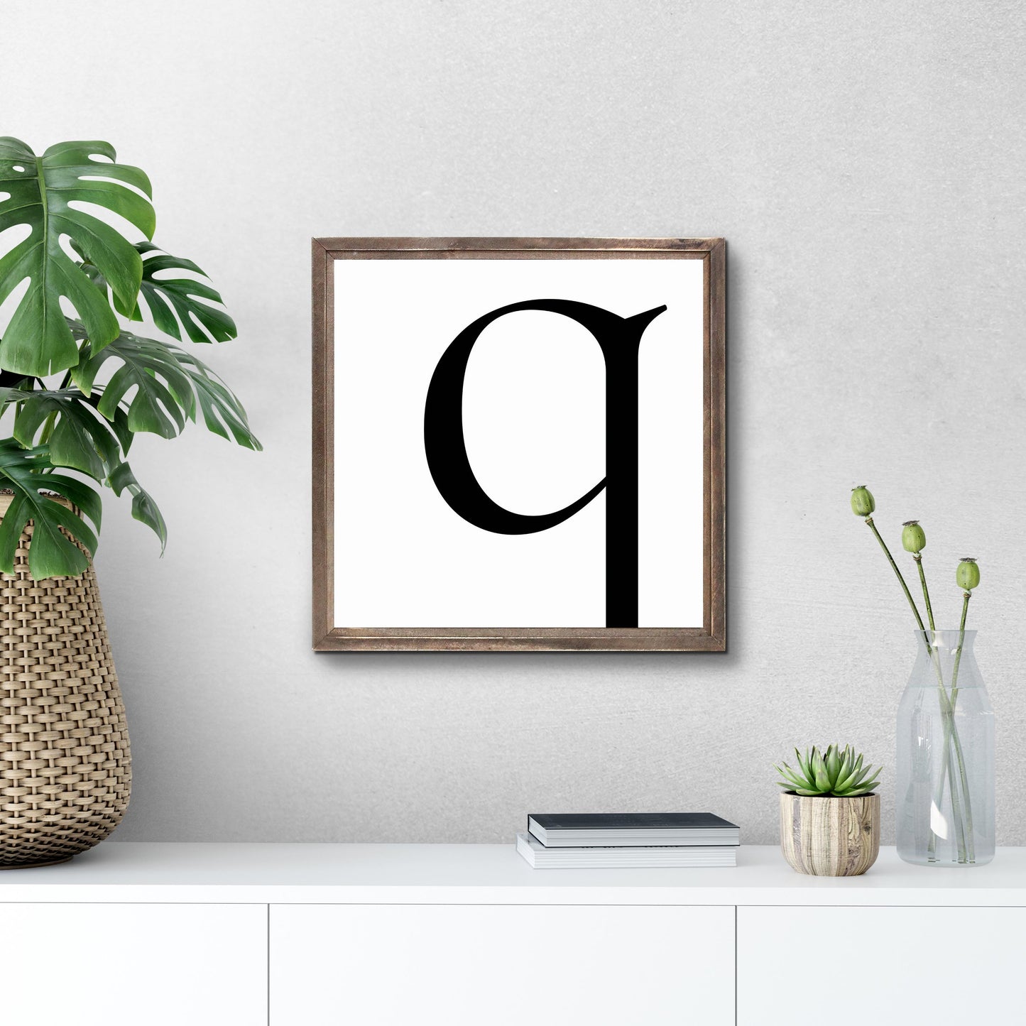 Minimalist Monogram Q | Wood Sign | Eaches | Min 1