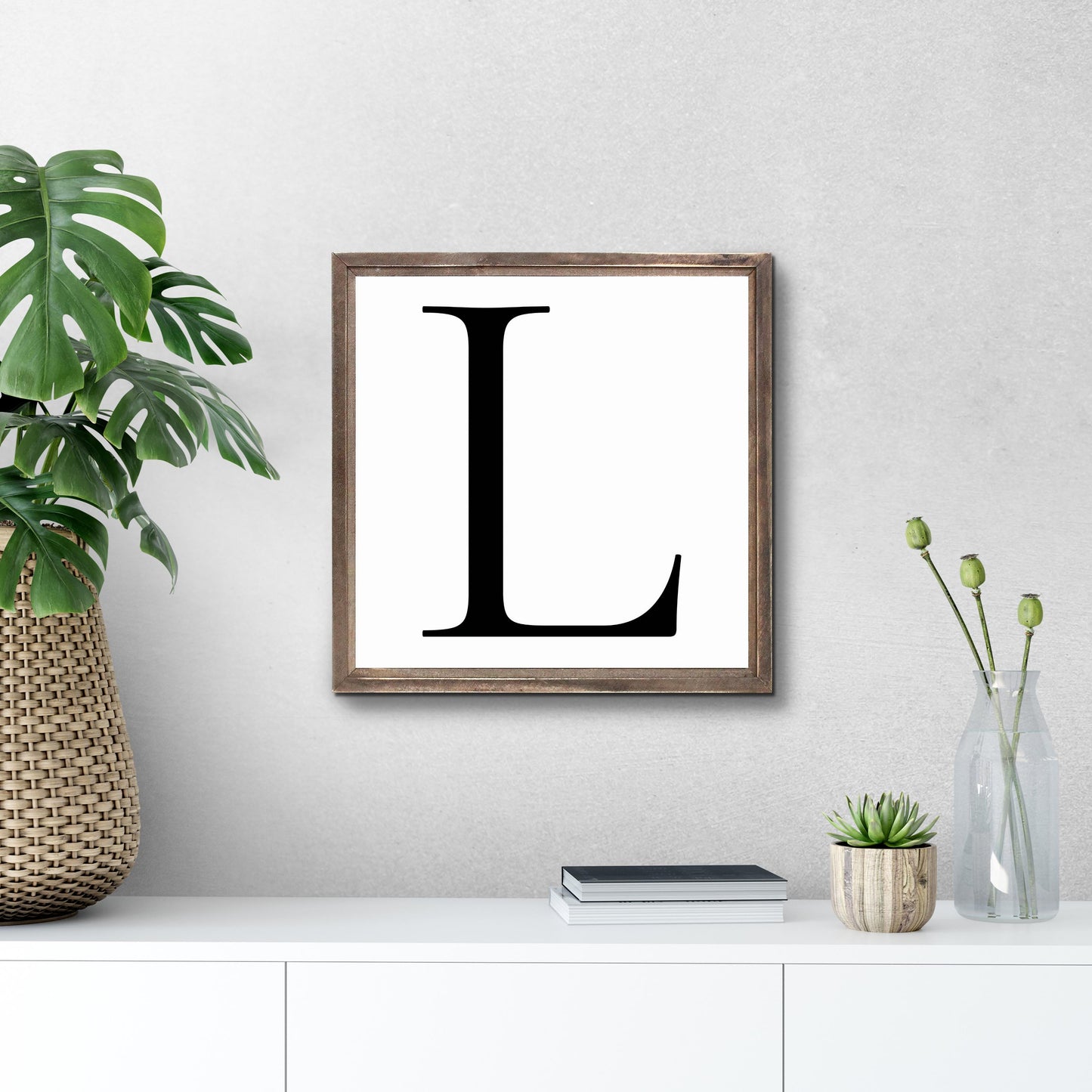 Minimalist Monogram L | Wood Sign | Eaches | Min 1